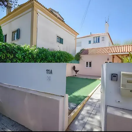 Casinha Da Parede - 5 Min From The Beach Exterior photo